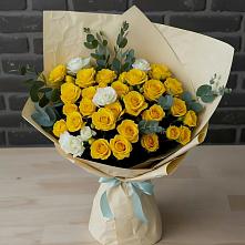 Букет цветов из:  Розы #REPLACE_PRED# Красный Профинтерн