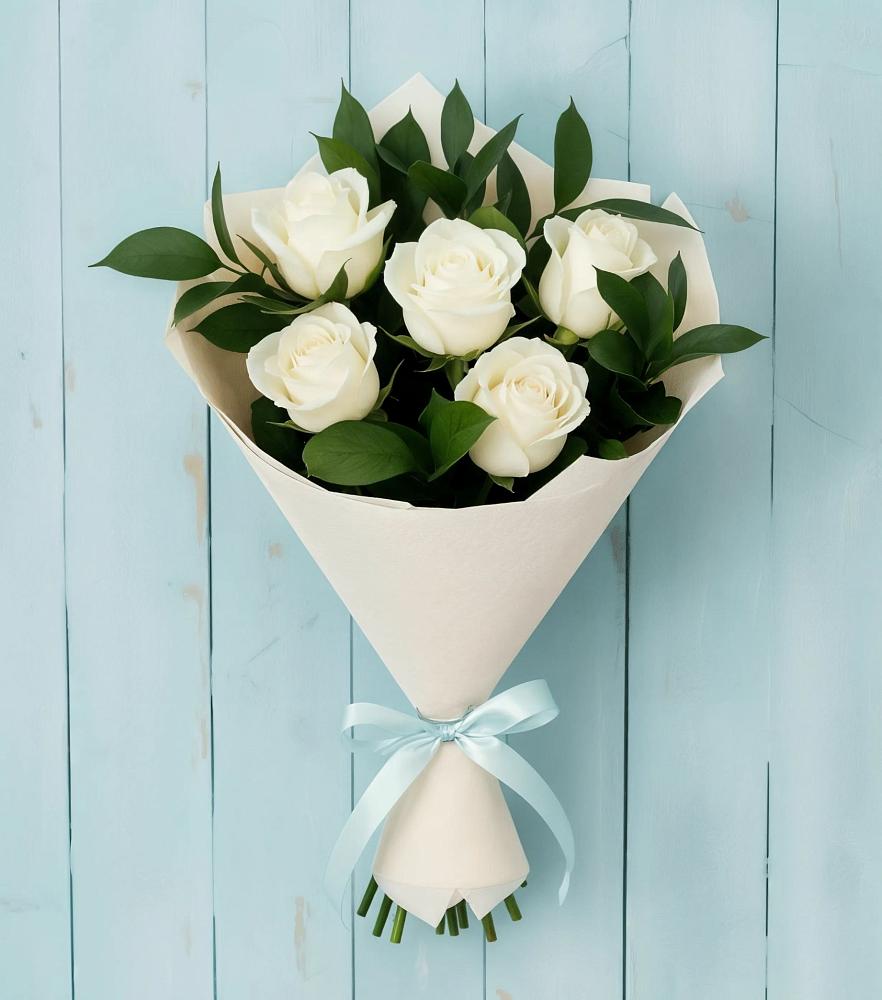 Букет цветов из: Розы в Красный Профинтерн