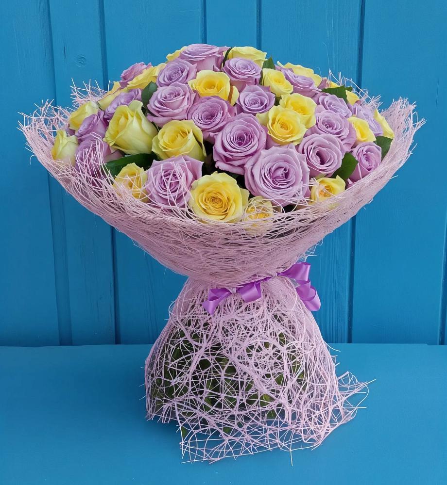 Букет 101 Волшебный Миг в Красный Профинтерн