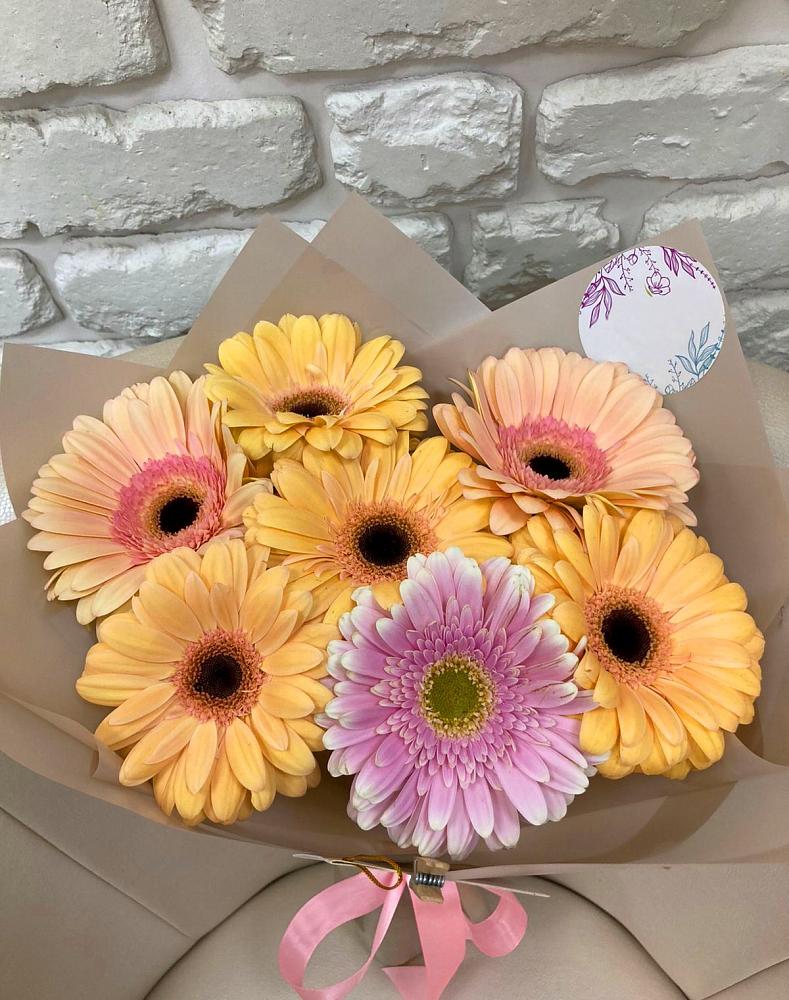 Букет цветов из: Герберы в Красный Профинтерн