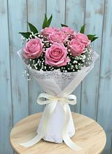 Букет цветов из:  Розы в Красный Профинтерн
