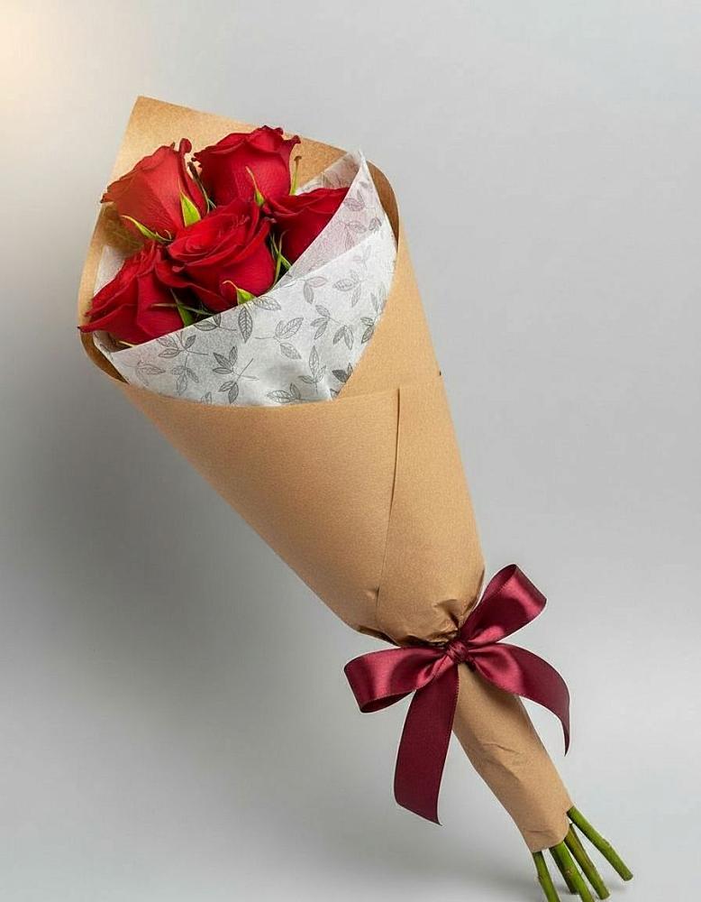 Букет цветов из: Розы в Красный Профинтерн