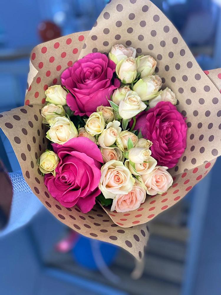 Букет цветов из: Розы в Красный Профинтерн