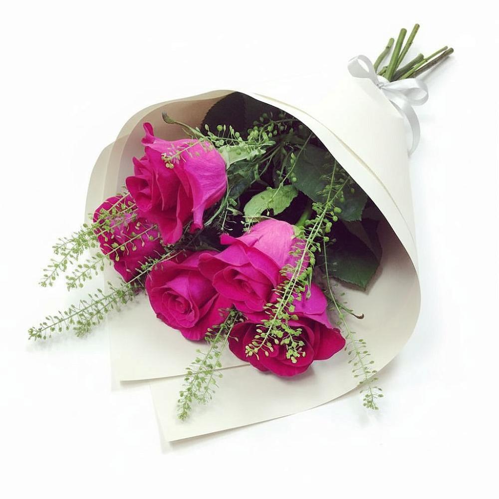 Букет цветов из: Розы в Красный Профинтерн