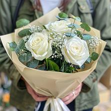 Букет Нежные грёзы в Красный Профинтерн Букет цветов из: Розы в Красный Профинтерн