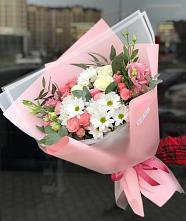 Букет цветов из:  Розы, Лизиантусы и Хризантемы в Красный Профинтерн