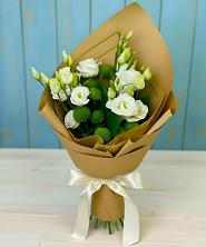 Букет цветов из:  Хризантемы и Лизиантусы в Красный Профинтерн