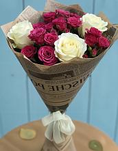 Букет цветов из:  Розы в Красный Профинтерн