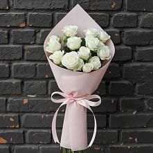 Букет цветов из:  Розы #REPLACE_PRED# Красный Профинтерн