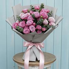 Букет цветов из:  Розы в Красный Профинтерн