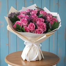 Букет цветов из:  Розы в Красный Профинтерн